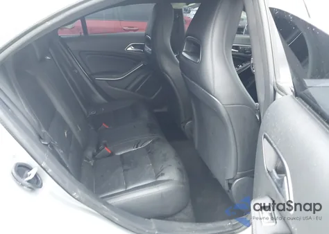 2014 Mercedes-Benz Cla 250 z USA, uszkodzony, nr VIN WDDSJ4EB3EN117515